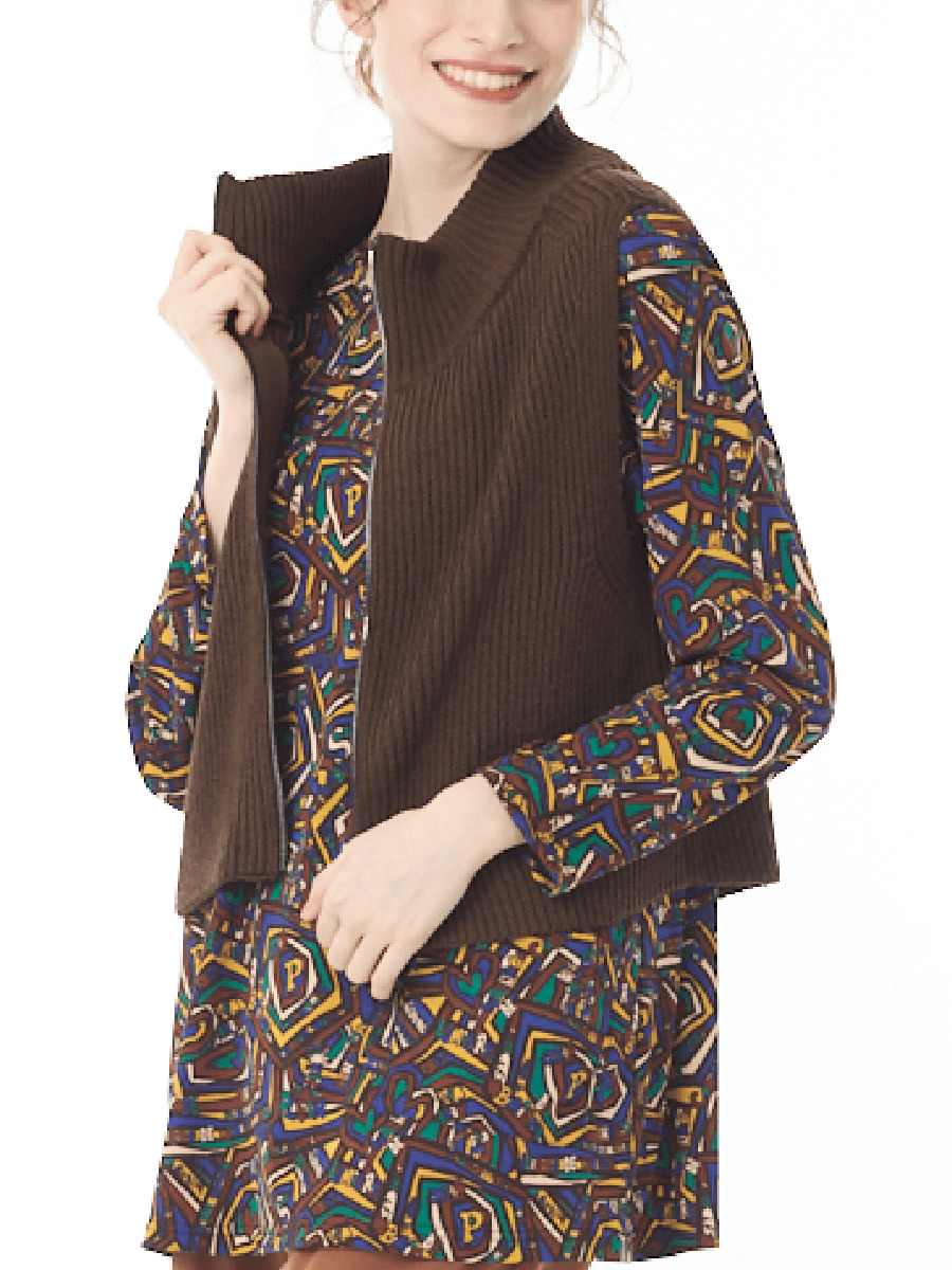 軽量ウール混ニットベスト｜アトリエドール公式オンラインショップ