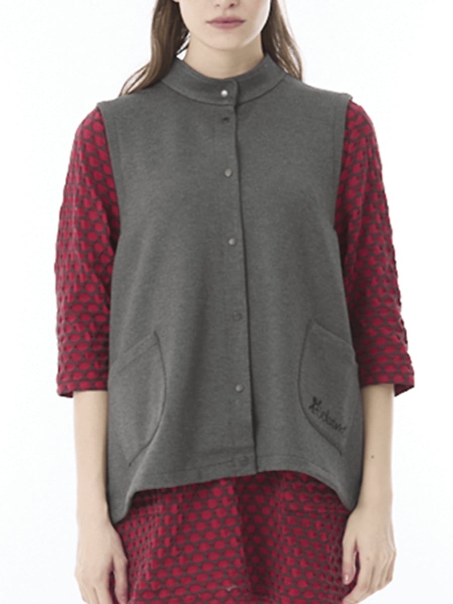 蓄熱機能つきベスト｜アトリエドール公式オンラインショップ（トピィーズ）