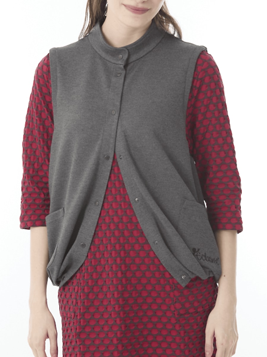 蓄熱機能つきベスト｜アトリエドール公式オンラインショップ（トピィーズ）